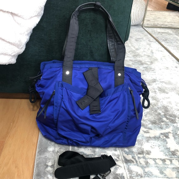 lululemon athletica Handbags - Lululemon Om Tote Pigment Blue NWOT yoga mat slot